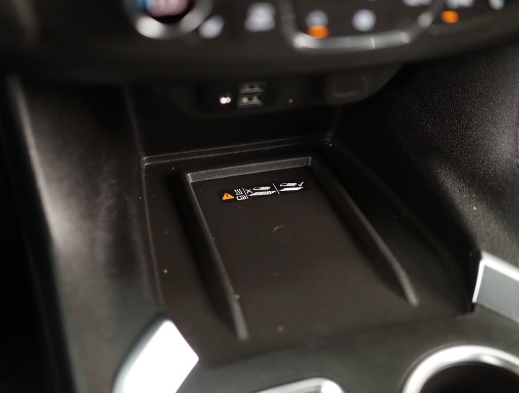 Used 2023 Chevrolet Traverse High Country w/ LPO, Floor Liner Package AWD/4WD image 17