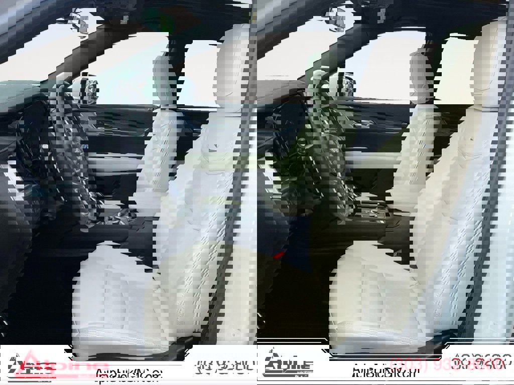 Used 2023 Cadillac XT5 Sportv image 9