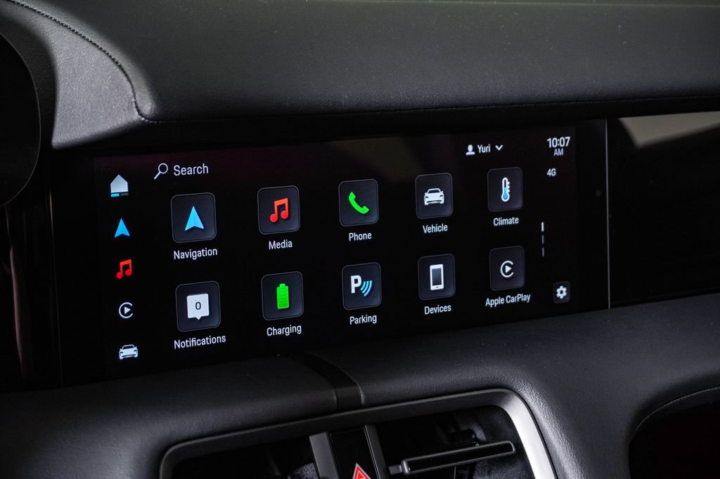 Certified 2025 Porsche Taycan AWD/4WD image 22