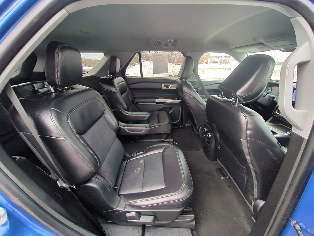 Used 2023 Ford Explorer Limited w/ Equipment Group 301A image 23
