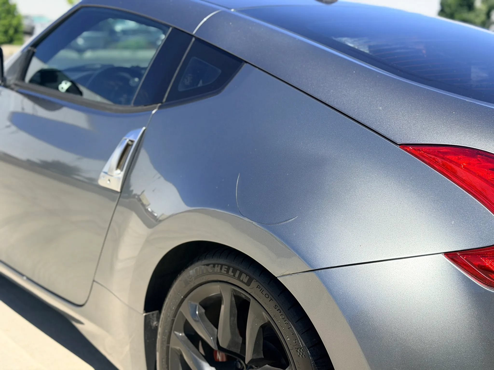 Used 2011 Nissan 370Z Touring w/ Sport Pkg RWD image 29