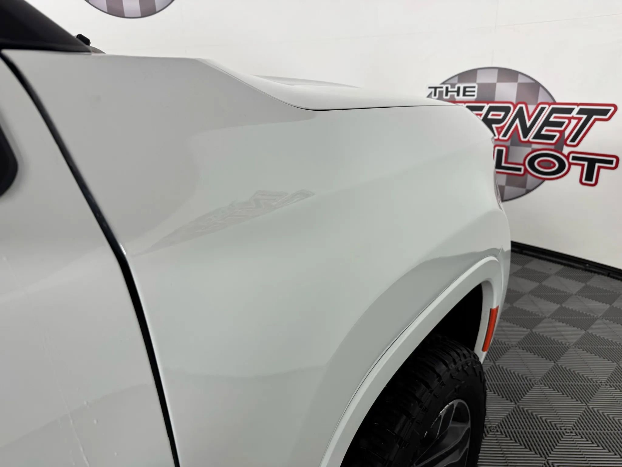 Used 2023 Jeep Grand Wagoneer 4WD w/ Flexible Seating Group image 32