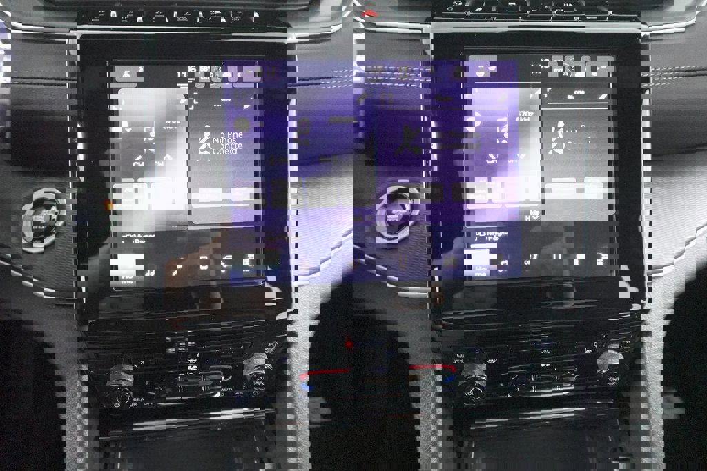 New 2025 Jeep Grand Cherokee L Altitude image 17