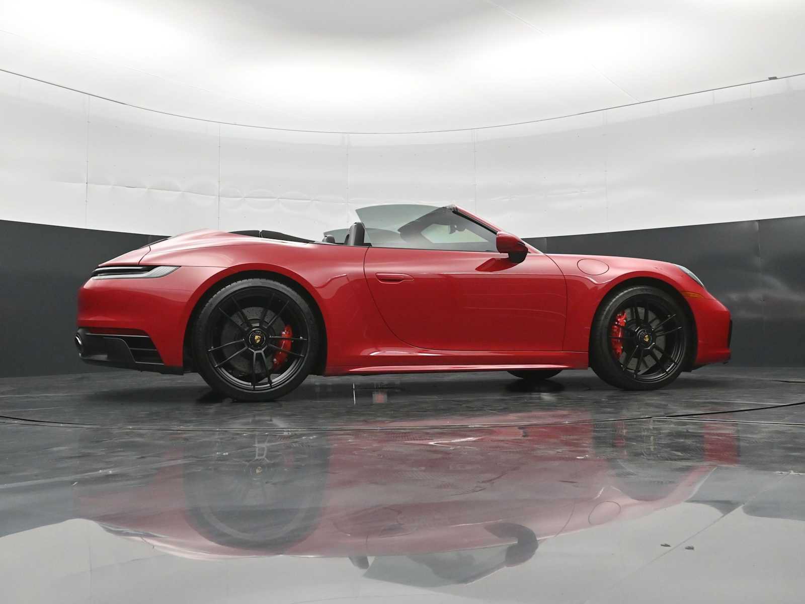 Certified 2024 Porsche 911 Carrera GTS RWD image 44