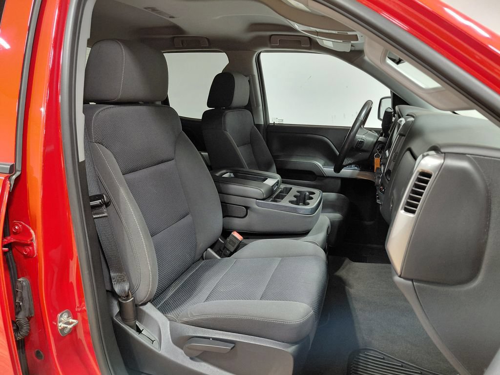 Used 2018 Chevrolet Silverado 1500 LT w/ All Star Edition AWD/4WD image 29