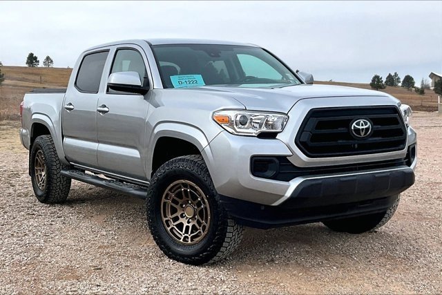 Used 2023 Toyota Tacoma SR5 image 3
