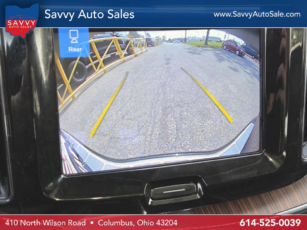 Used 2023 Volvo XC60 B5 Plus AWD/4WD image 7