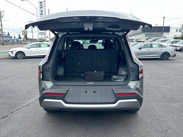 Certified 2024 Kia EV9 Light RWD image 10