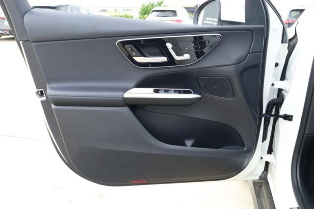 Certified 2025 Mercedes-Benz GLC 300 4MATIC image 22