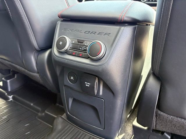 Used 2025 Ford Explorer ST image 34