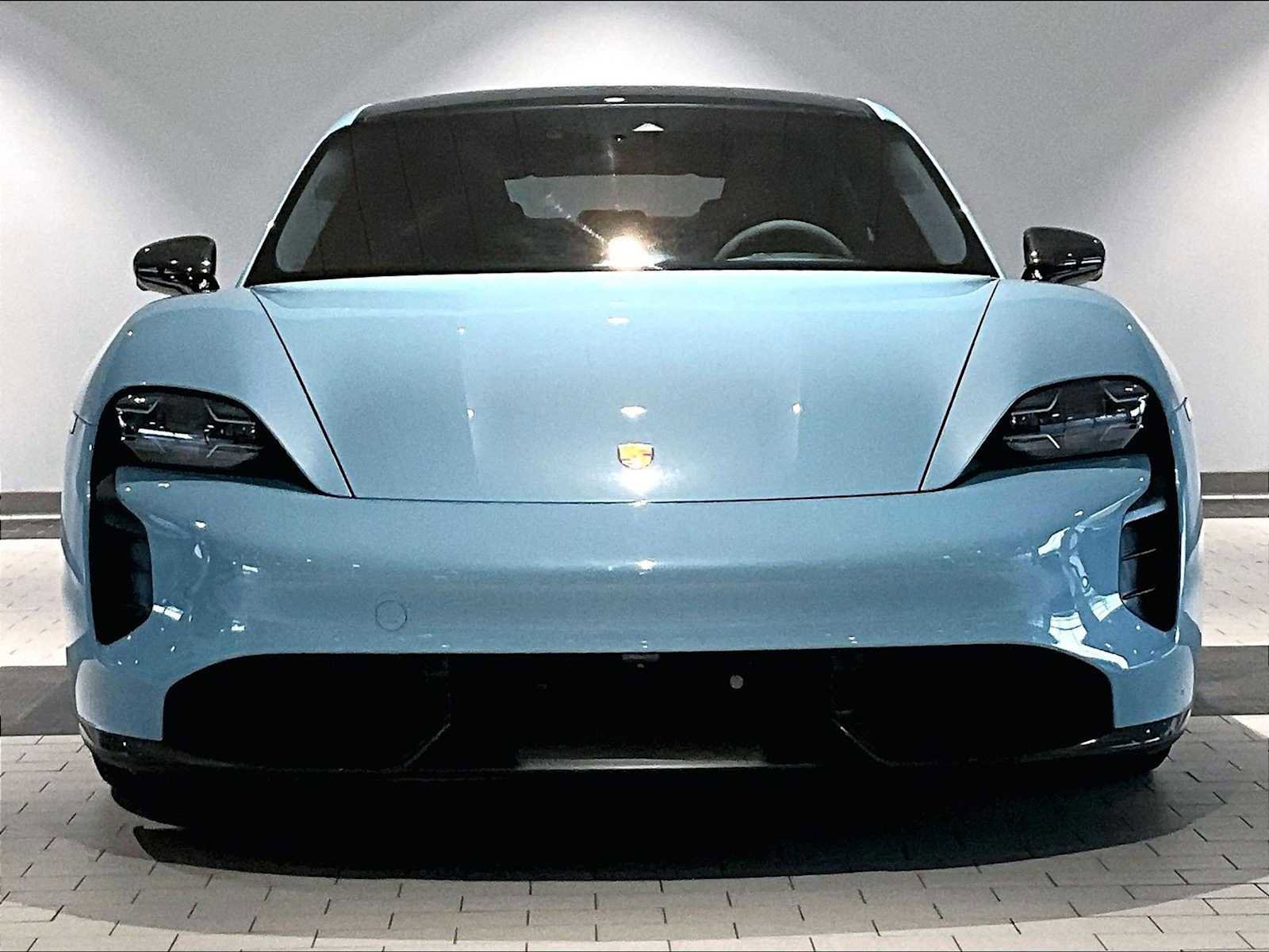 Used 2020 Porsche Taycan Turbo S image 13