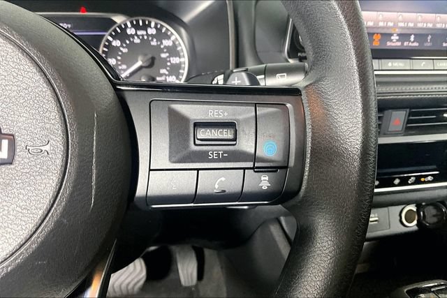 Used 2023 Nissan Rogue SV AWD/4WD image 22