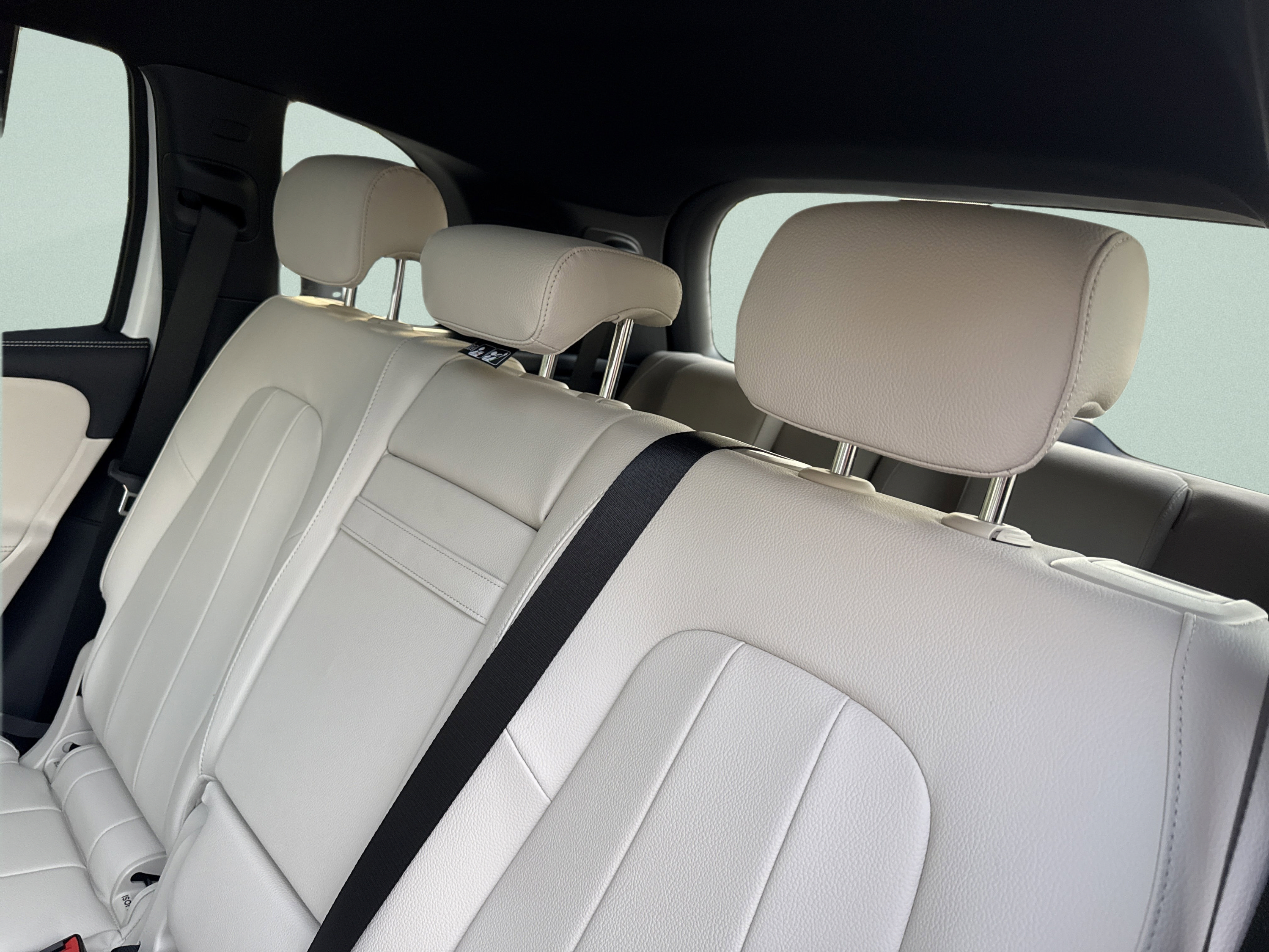 New 2026 Mercedes-Benz GLB 250 image 30