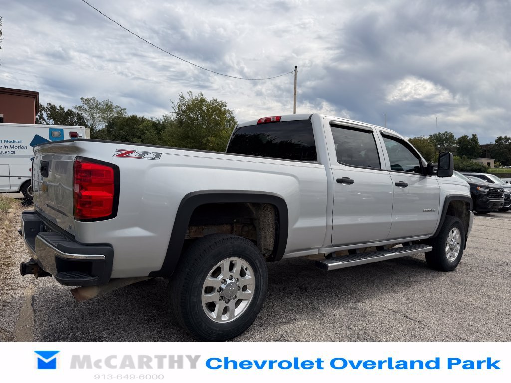 Used 2015 Chevrolet Silverado 2500 LT w/ LT Convenience Package AWD/4WD image 3