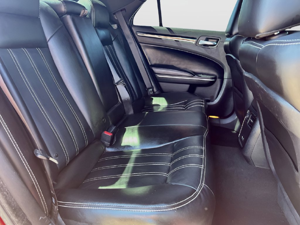 Used 2021 Chrysler 300 S RWD image 28