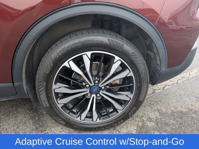 Used 2021 Ford Escape SE w/ SE Sport Appearance Package image 23