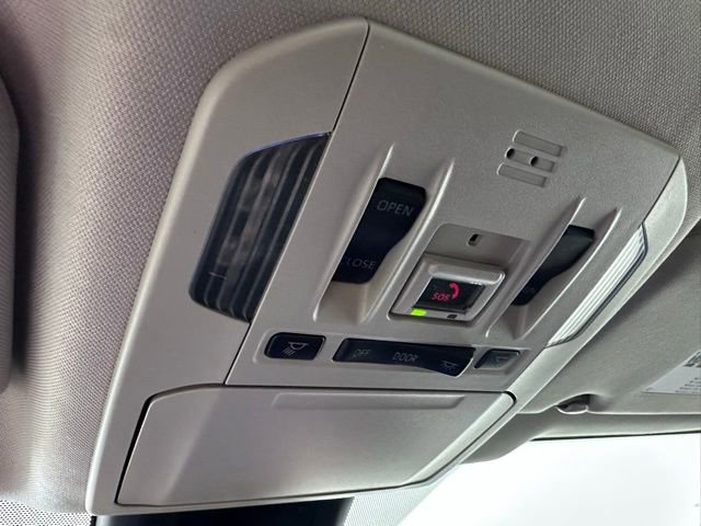 Used 2023 Toyota Highlander XLE image 34