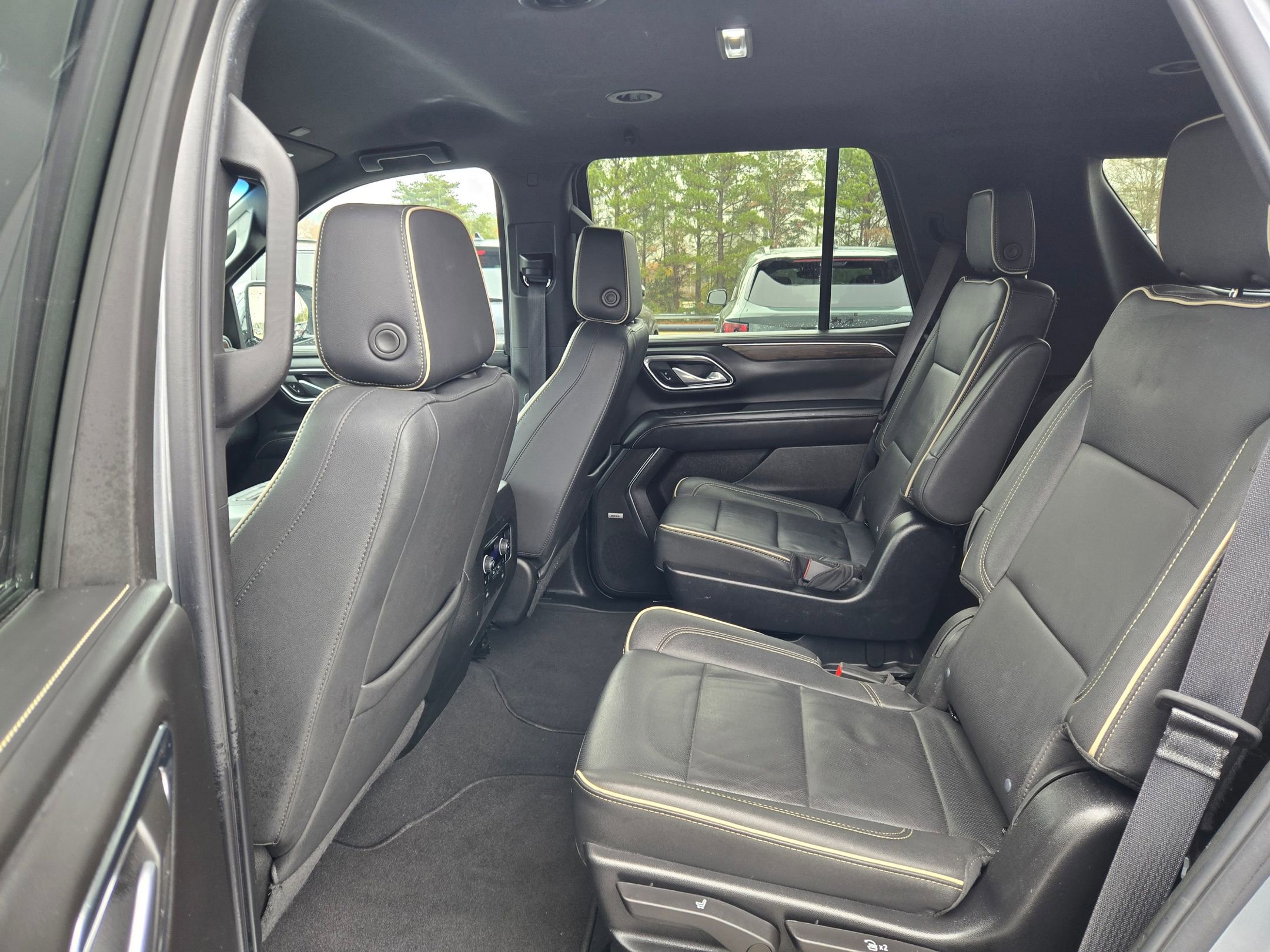 Used 2024 Chevrolet Tahoe Premier image 31