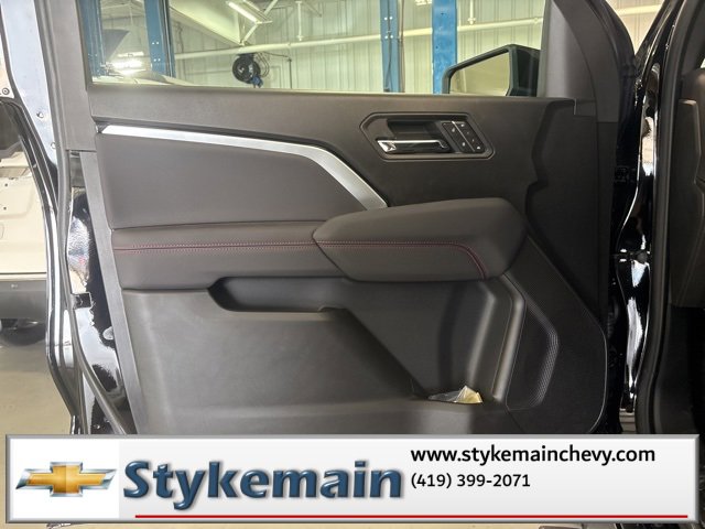 New 2025 Chevrolet Colorado Z71 w/ Midnight Edition image 14