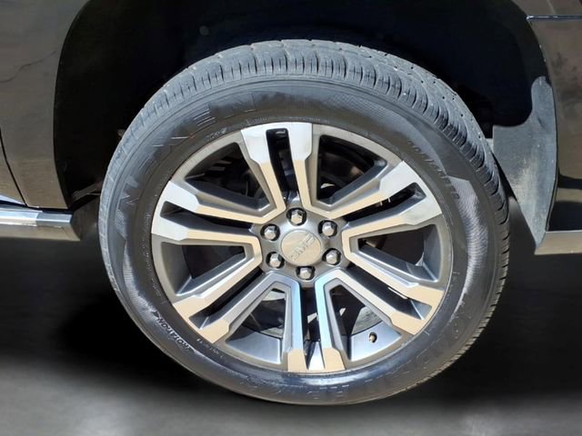 Used 2018 GMC Yukon XL Denali w/ Open Road Package AWD/4WD image 32
