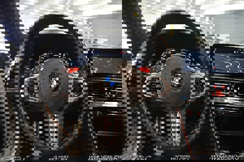 Used 2020 BMW M8 Coupe image 22