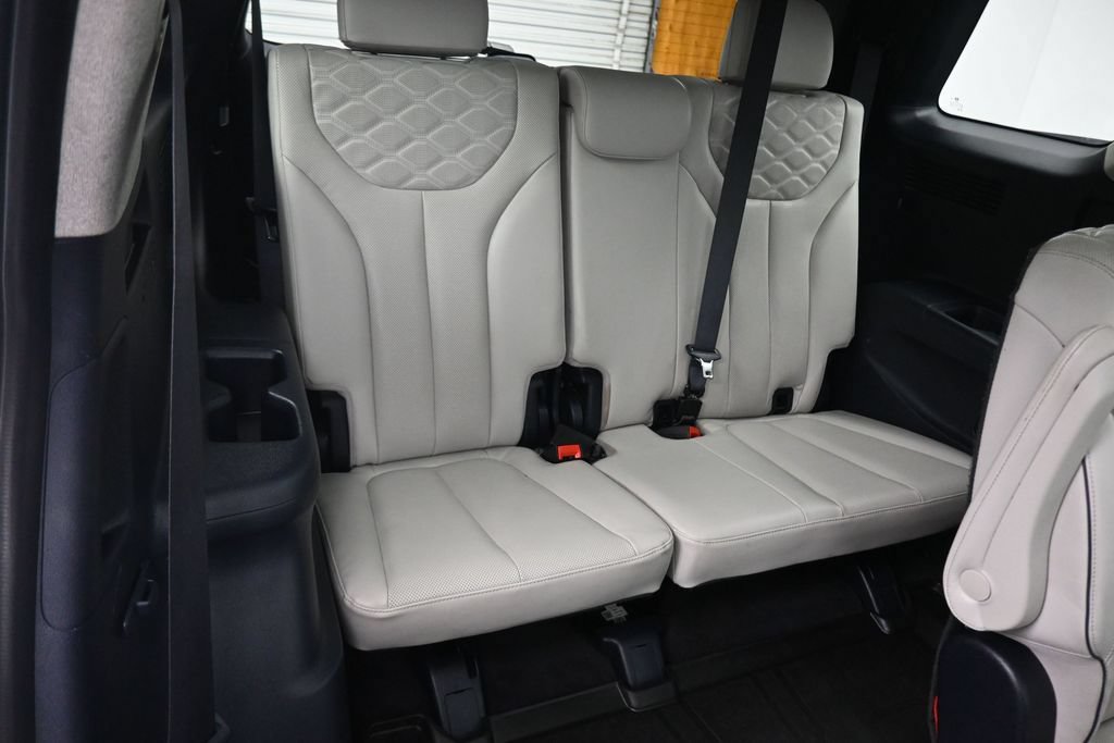 Used 2022 Hyundai Palisade Limited FWD image 57