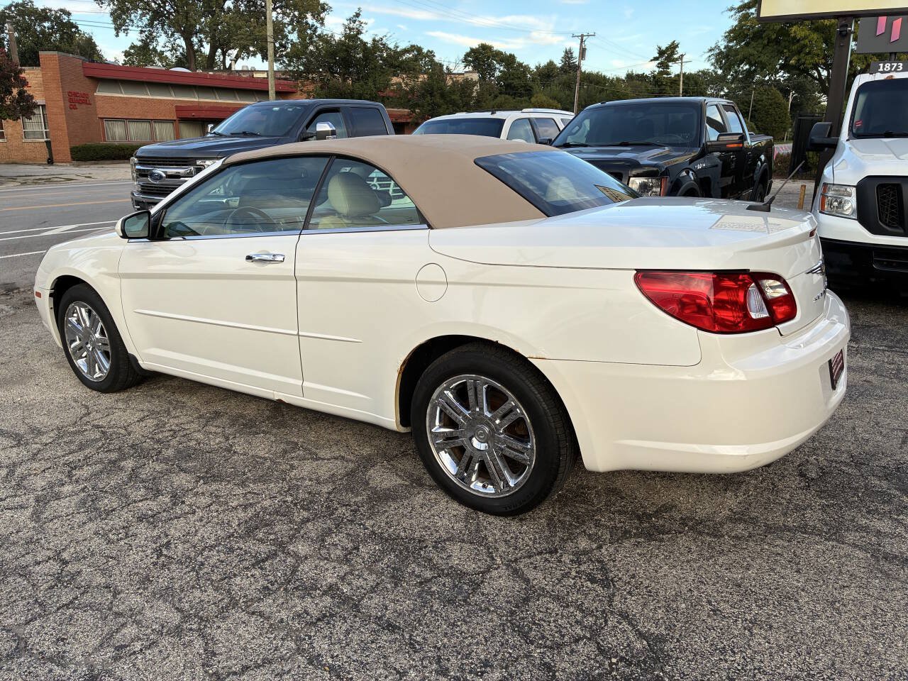 Used 2008 Chrysler Sebring Limited w/ Luxury Group FWD image 8
