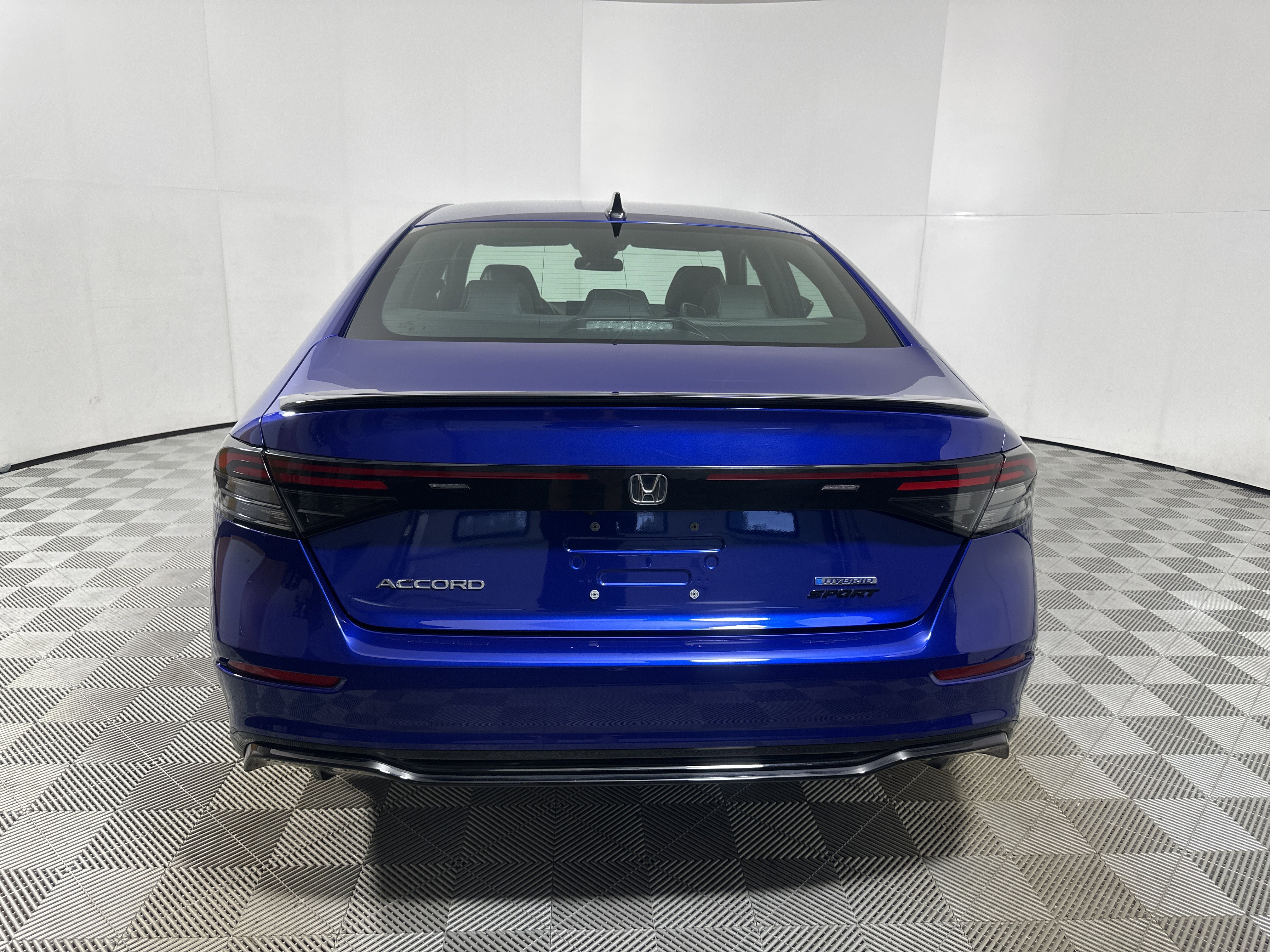 Used 2023 Honda Accord Sport image 6