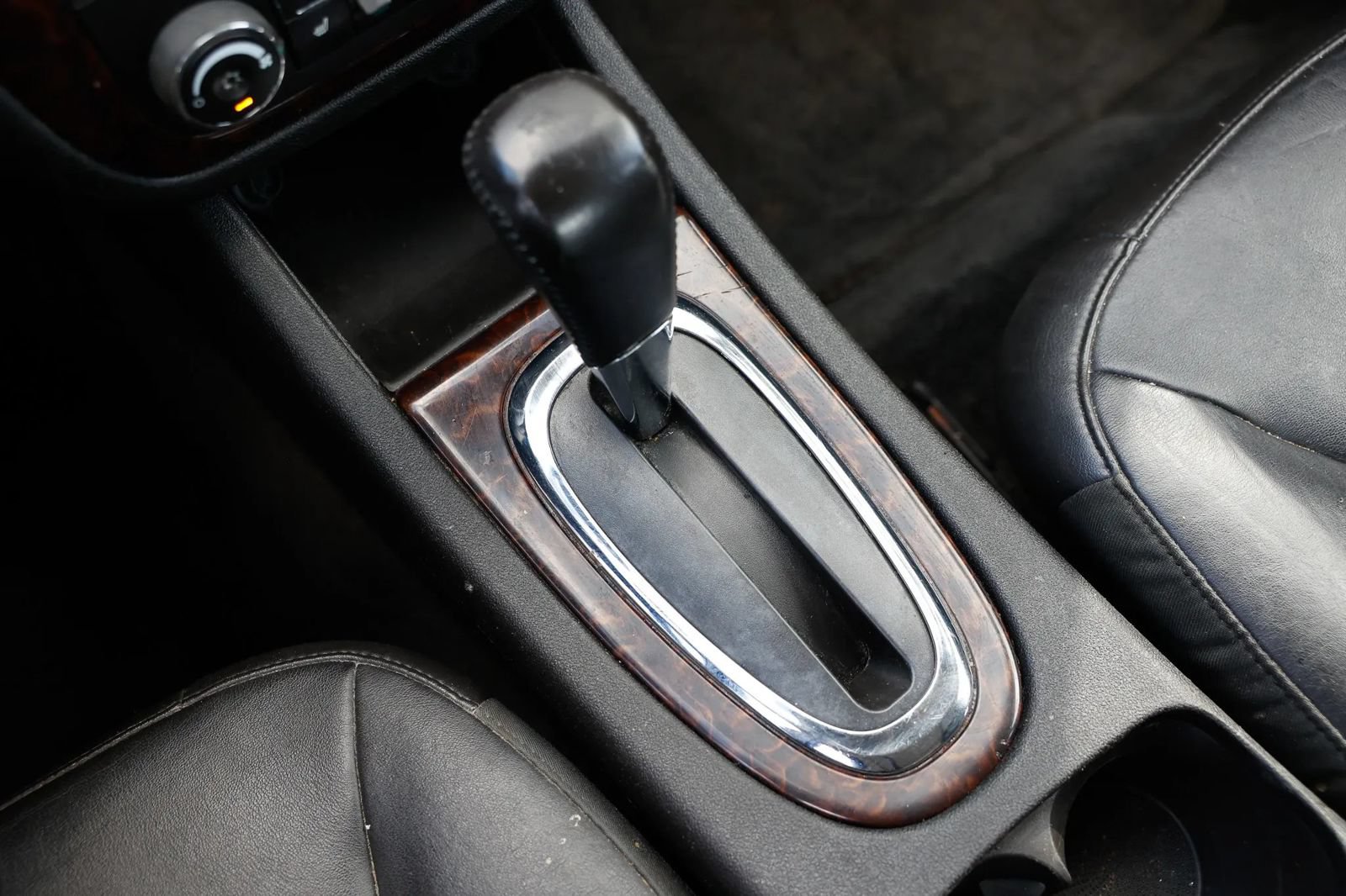 Used 2013 Chevrolet Impala LTZ FWD image 36