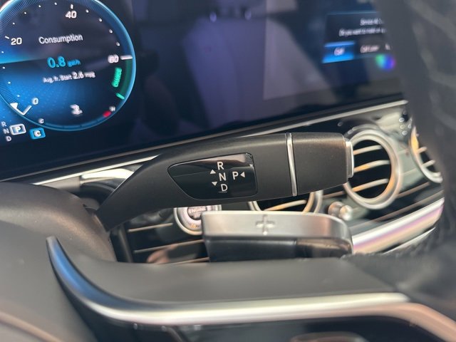 Used 2022 Mercedes-Benz E 350 4MATIC Sedan w/ AMG Line Exterior image 42