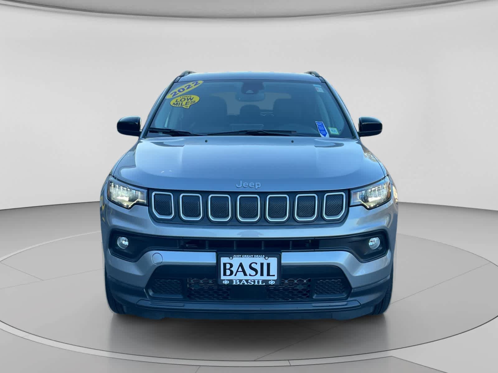 Used 2022 Jeep Compass Latitude w/ Convenience Group AWD/4WD image 4
