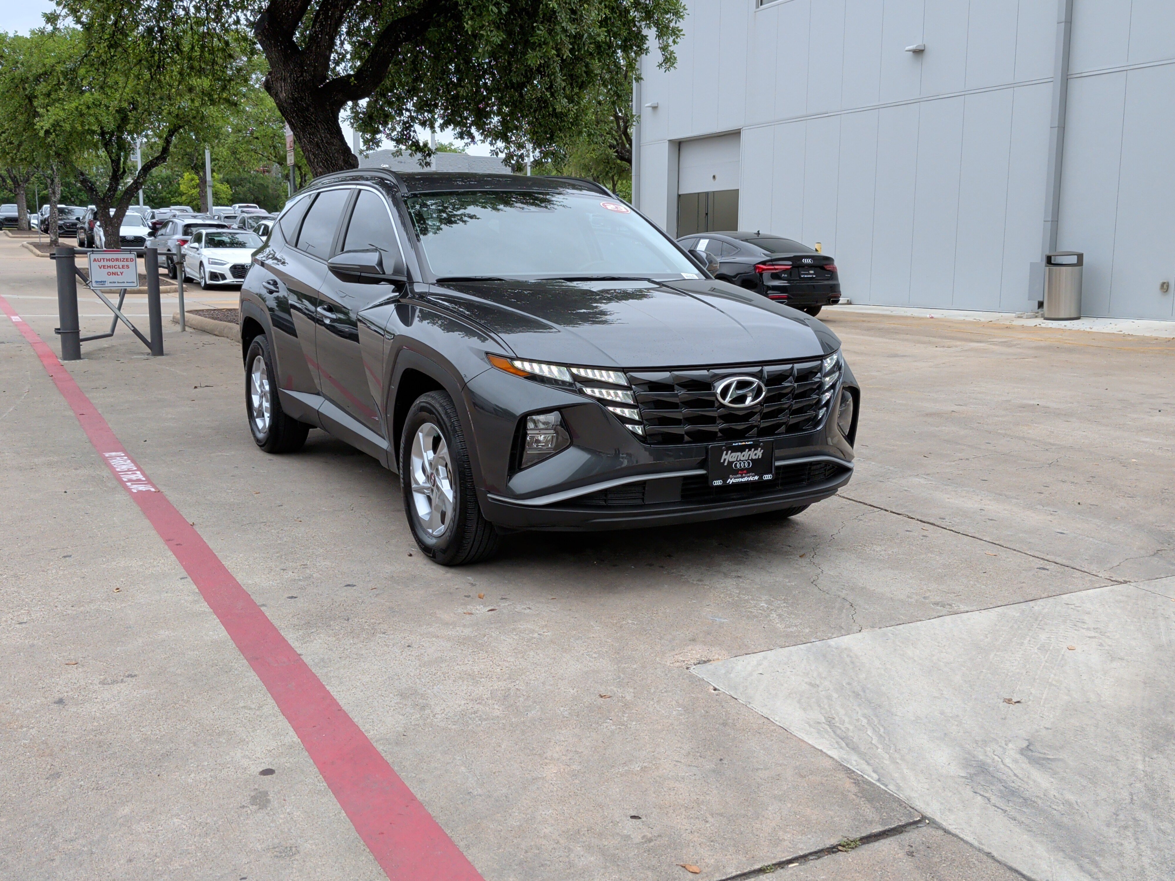 Used 2023 Hyundai Tucson SEL image 2