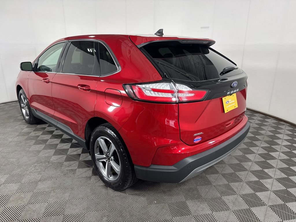 Certified 2024 Ford Edge SEL w/ Convenience Package AWD/4WD image 8
