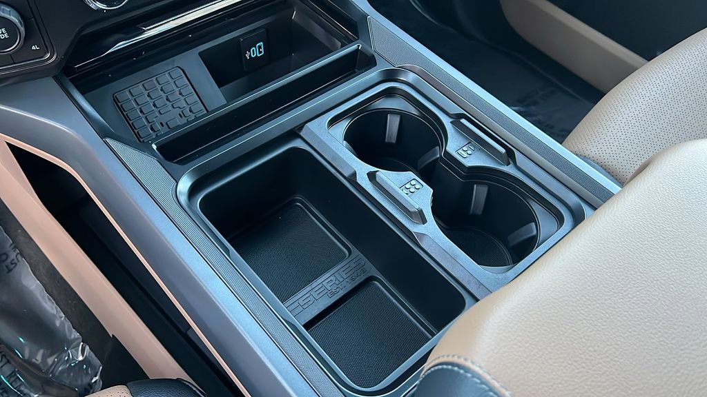 New 2026 Ford F250 Lariat w/ Chrome Package image 13