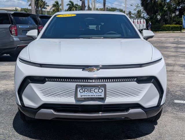 Used 2025 Chevrolet Equinox EV LT FWD image 2