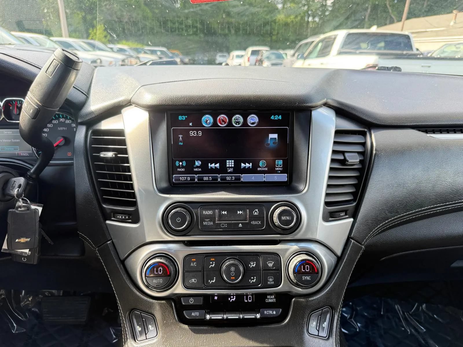 Used 2019 Chevrolet Tahoe LT AWD/4WD image 32