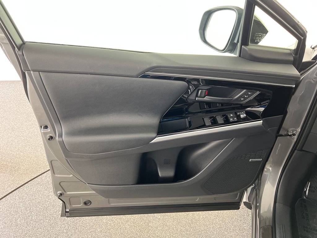 Used 2024 Subaru Solterra Touring w/ Touring Package image 12