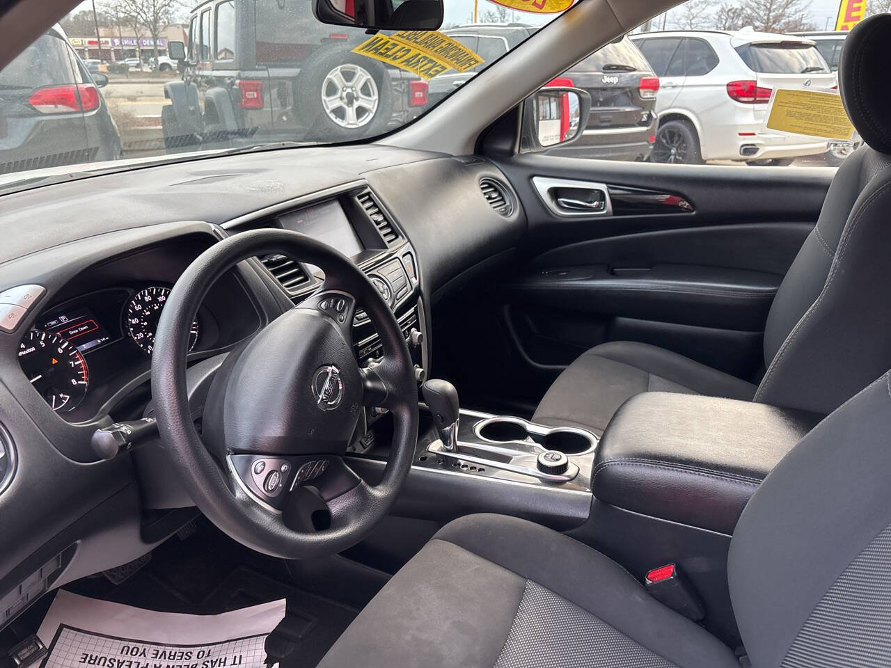 Used 2020 Nissan Pathfinder S AWD/4WD image 9