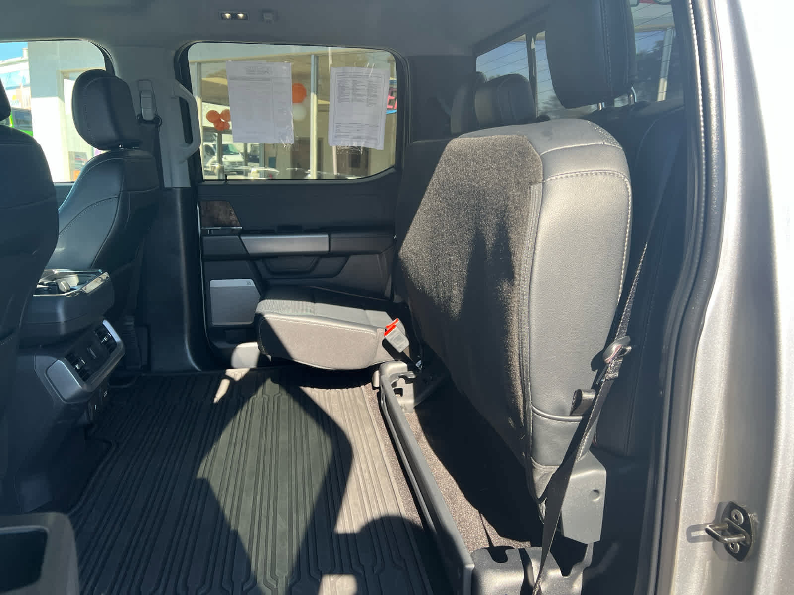 Used 2021 Ford F150 Lariat image 15