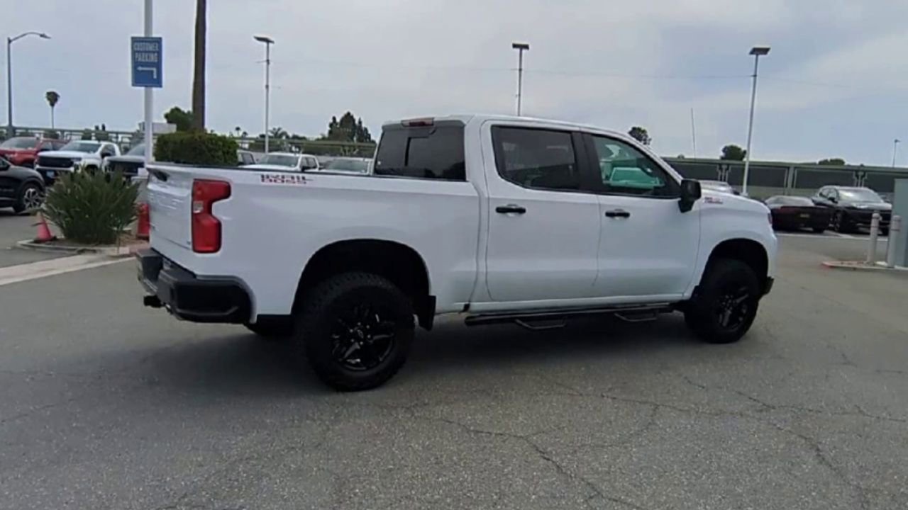 Certified 2025 Chevrolet Silverado 1500 LT Trail Boss w/ Convenience Package II AWD/4WD image 8