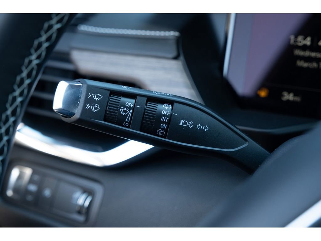 Used 2025 GMC Acadia Denali image 20