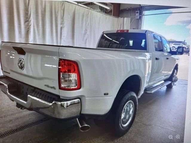 Used 2023 RAM 3500 Big Horn w/ Level 1 Equipment Group image 3