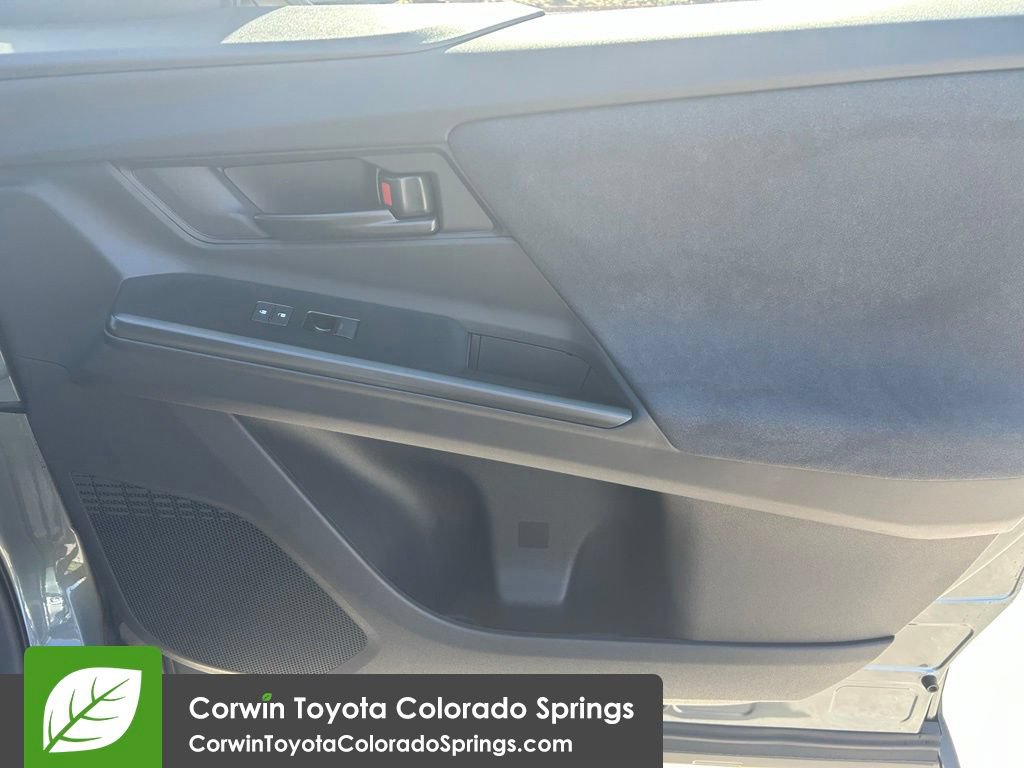 New 2026 Toyota C-HR AWD/4WD image 29