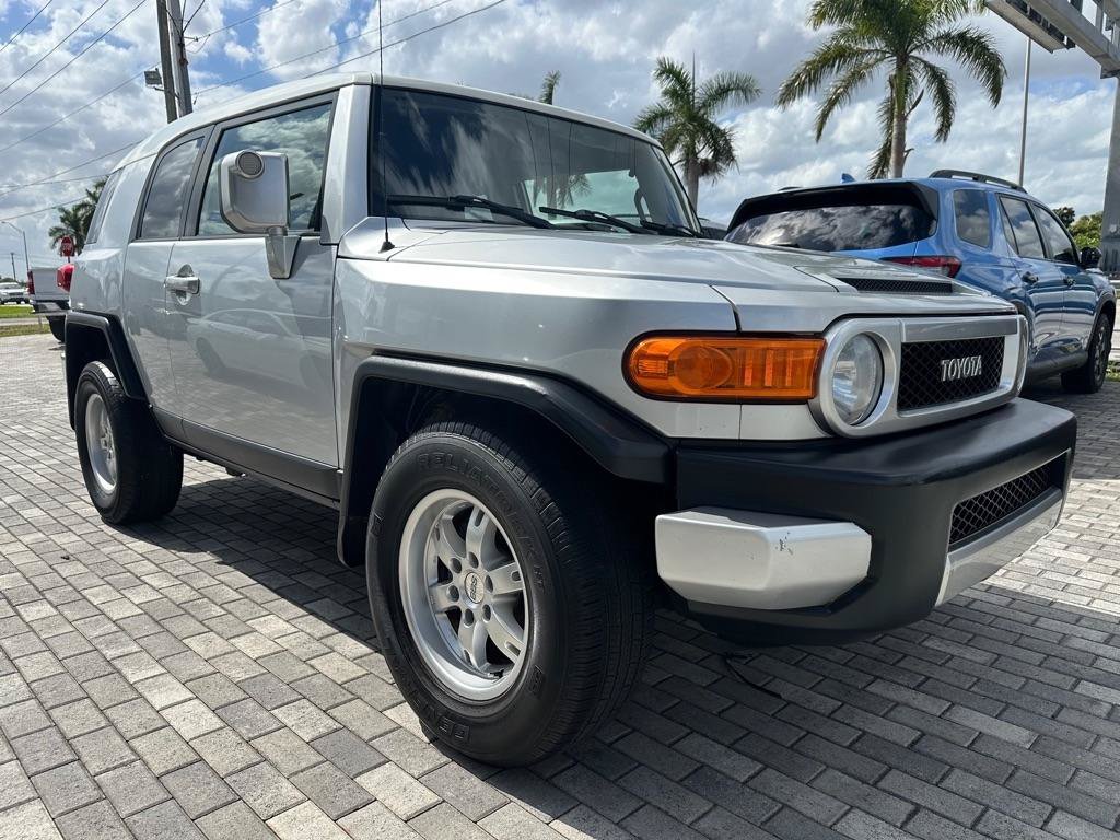 Used 2007 Toyota FJ Cruiser 2WD w/ Convenience Pkg