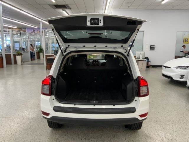 Used 2015 Jeep Compass Sport w/ Power Value Group AWD/4WD image 28