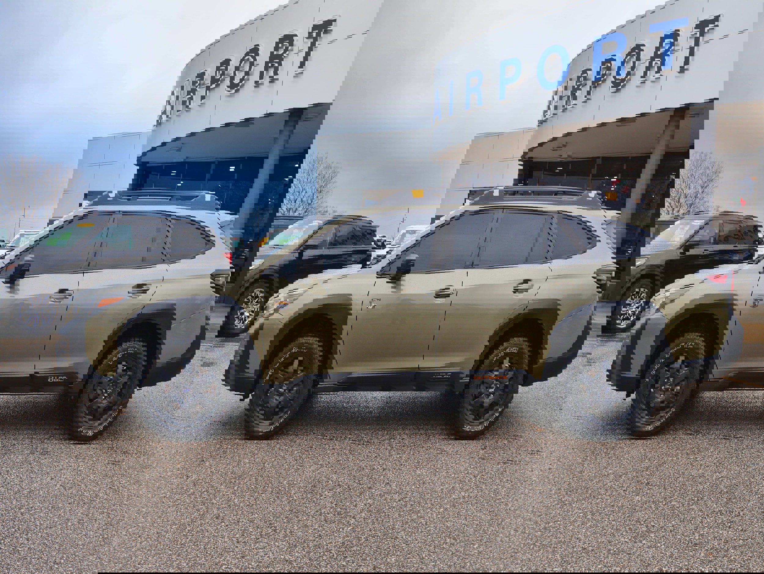 Used 2022 Subaru Outback Wilderness image 2