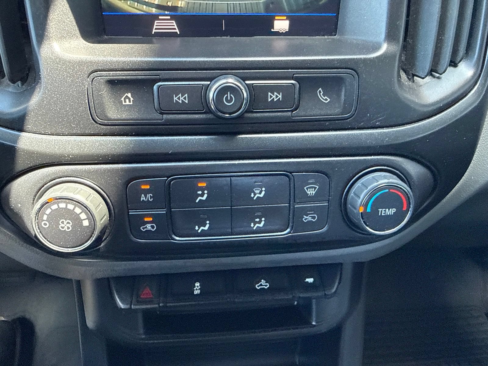 Used 2022 Chevrolet Colorado W/T w/ Custom Special Edition AWD/4WD image 23