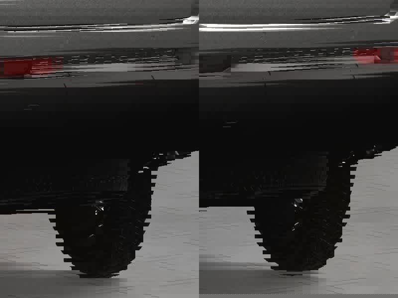 New 2025 Jeep Grand Cherokee L Limited w/ Black Appearance Package image 16