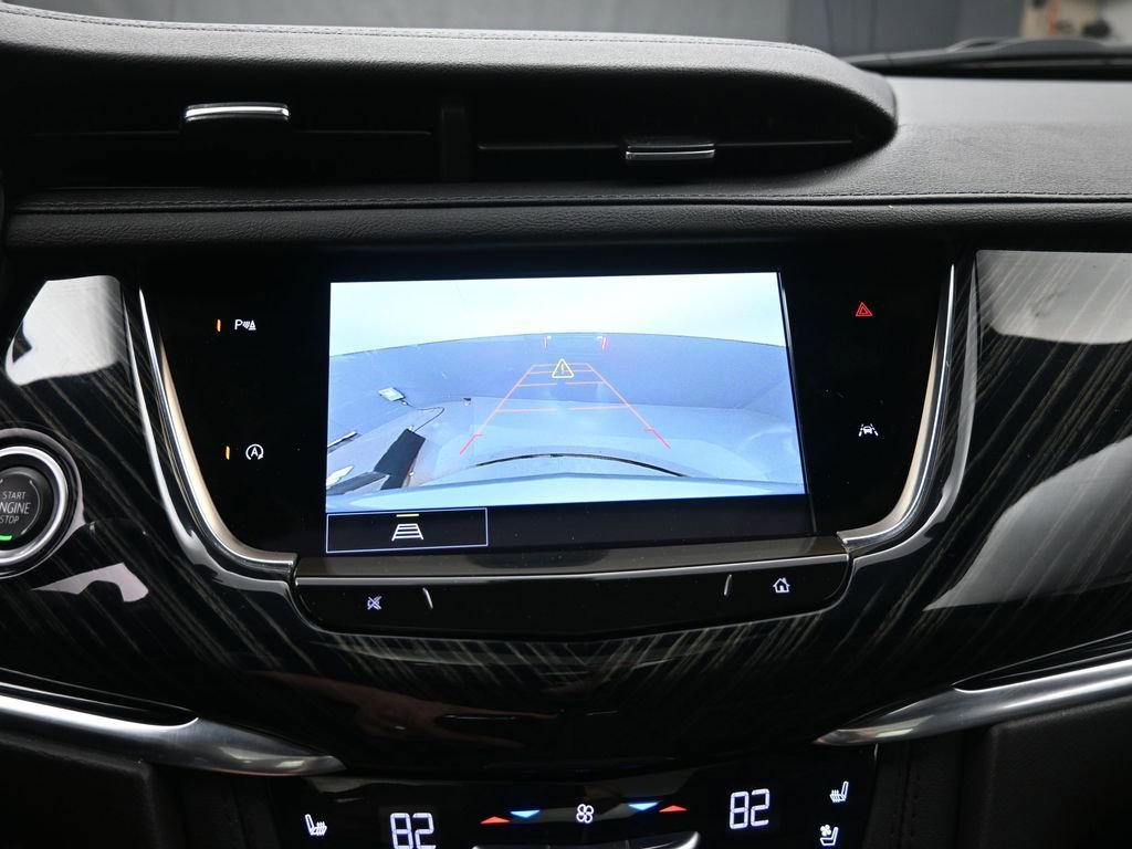 Used 2024 Cadillac XT6 Premium Luxury image 12