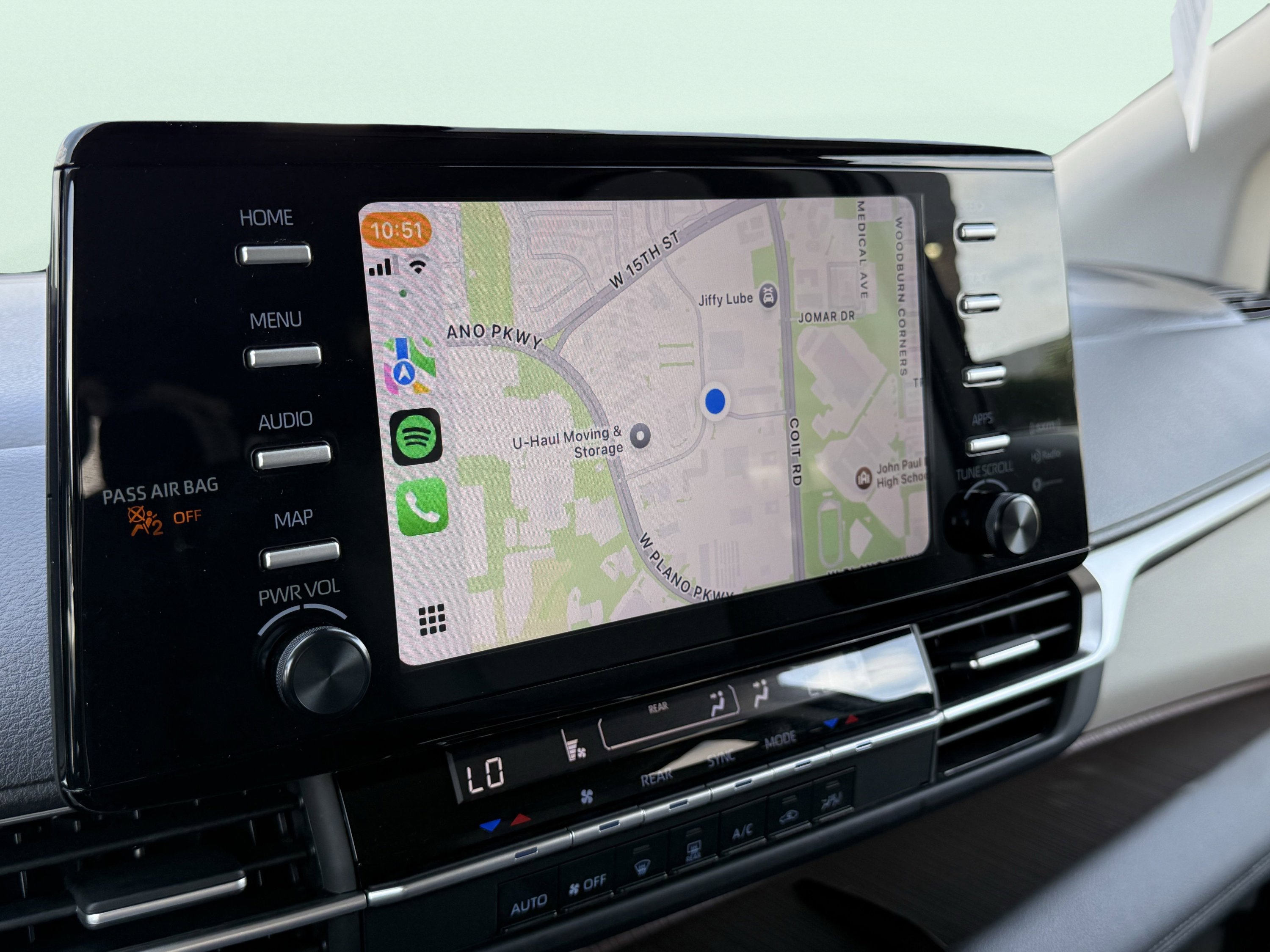 Used 2024 Toyota Sienna LE image 87